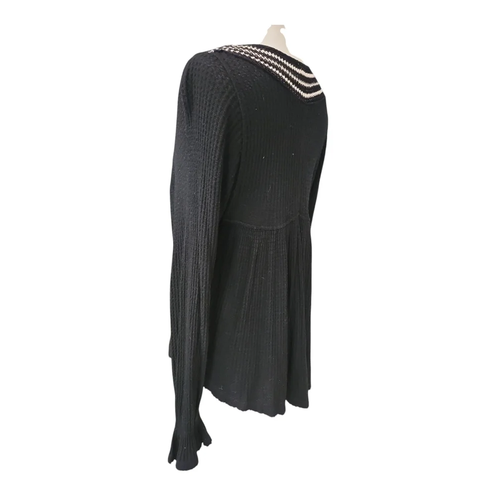 Free People Black Crochet Yoke Long Sleeve Top Size XS | Boho Asymmetrical Hem